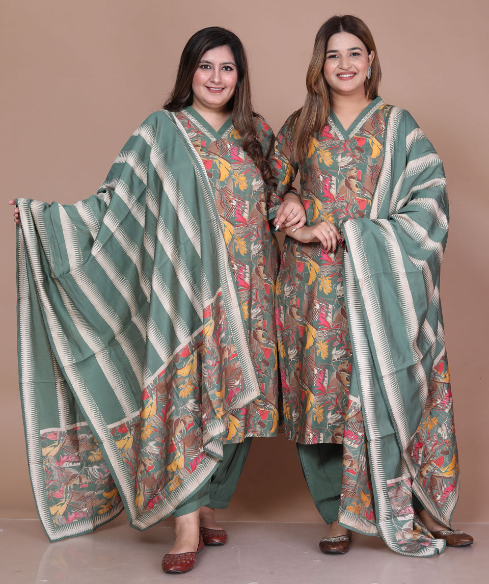 Green V Neck Printed Kurta Set With Embroidery