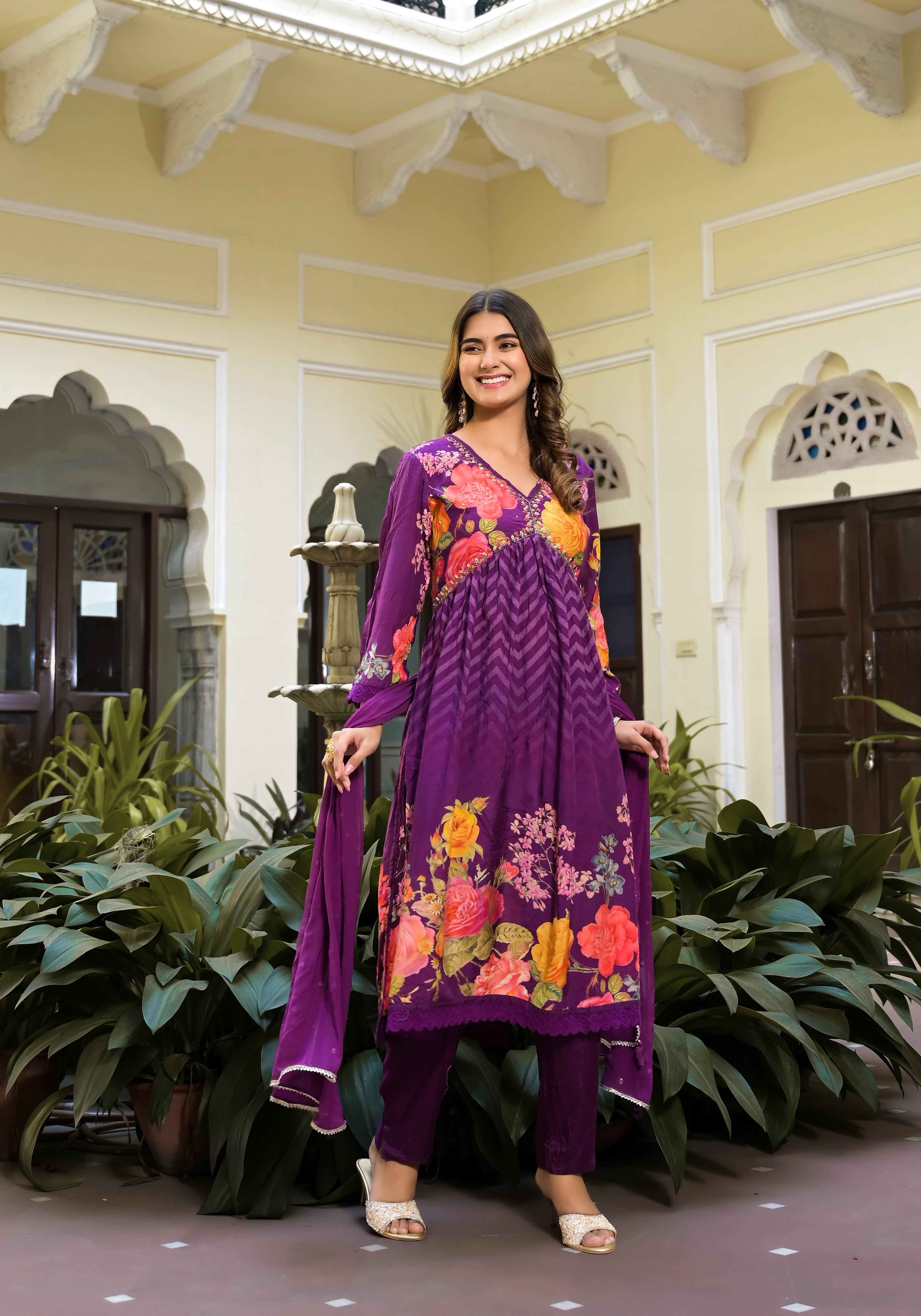 Alia Cut Contrast Floral Print Suit Set with Lace and Full Lining