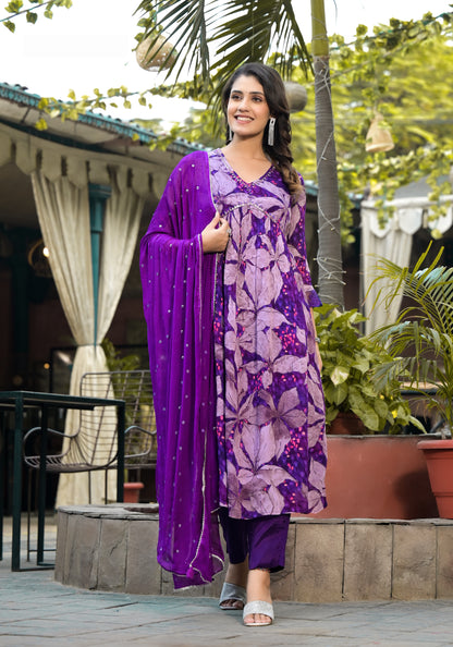 Alia Cut Printed Suit Set with Lace and Full Lining