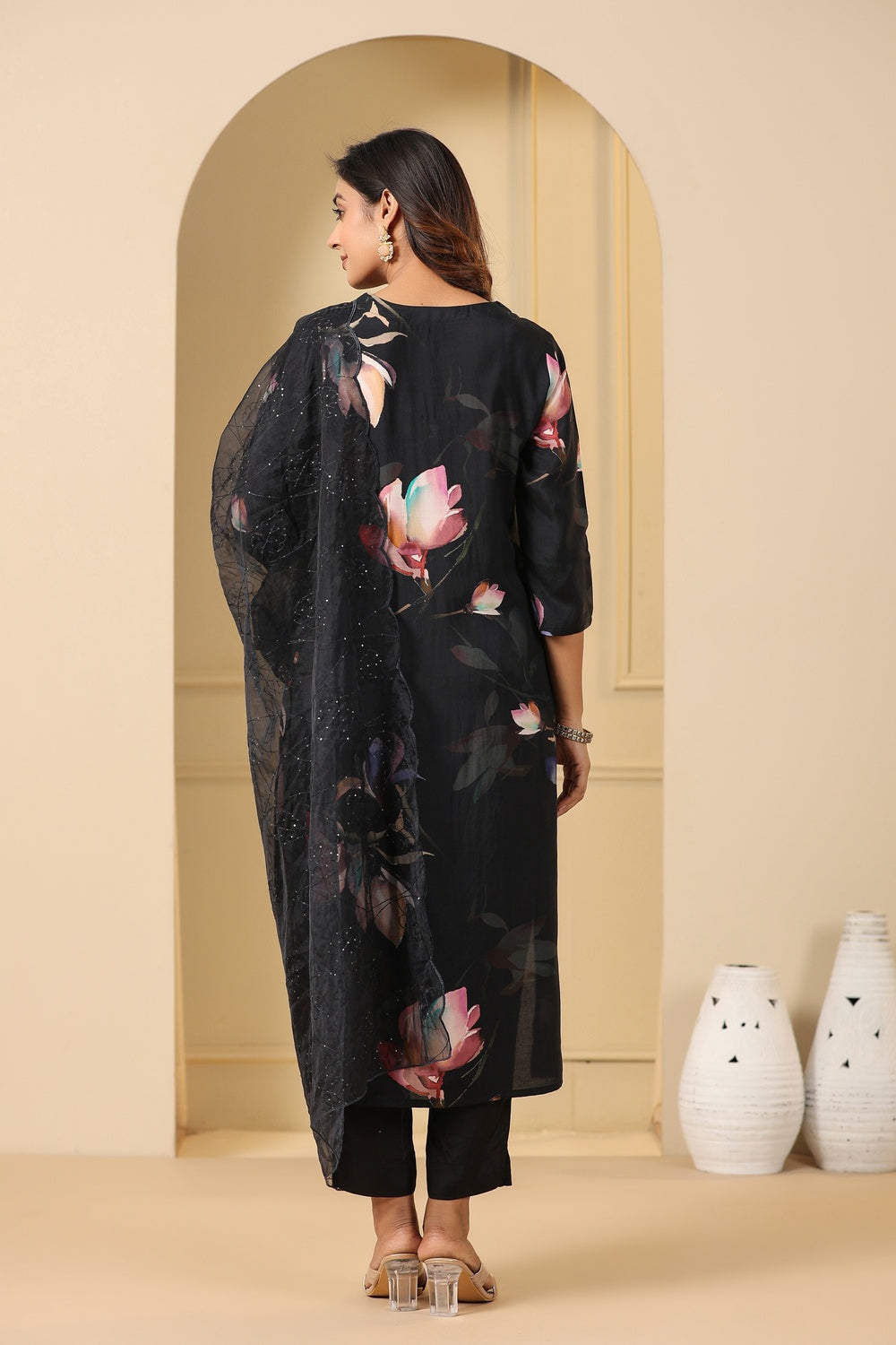 Beautiful Floral Print Suit Set With Organza Dupatta