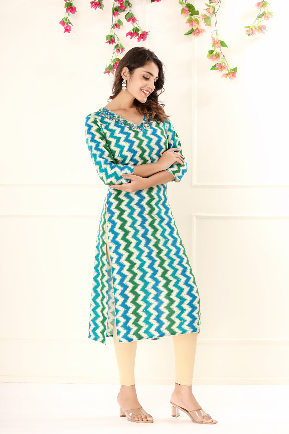 V Neck Printed Kurta With Embroidery